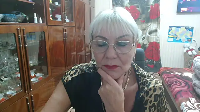 JenaCheim online show from October 10, 7:30 pm