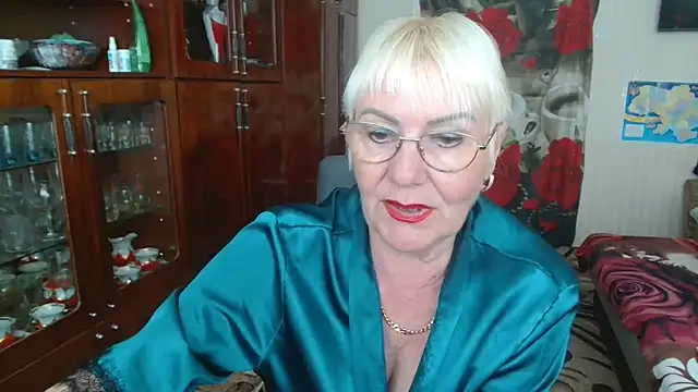 JenaCheim online show from May 5, 7:00 am