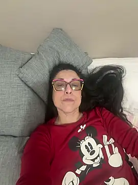 crudeliafrancy online show from April 13, 6:41 pm