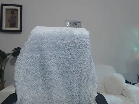 onlyforyoujasmine online show from March 26, 10:33 pm