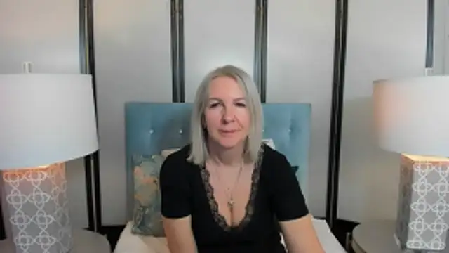 EricaTop online show from April 9, 8:25 pm