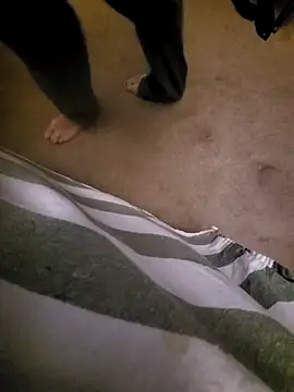 realeasy1 online show from February 7, 4:27 am