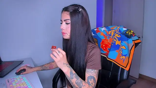 Lisegg  online show from May 7, 9:40 pm