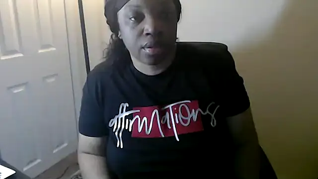 Sexymona1218 online show from May 19, 5:03 am