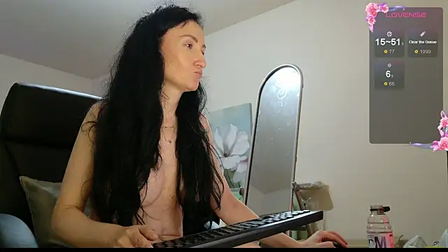 lara heaven online show from October 15, 9:45 am