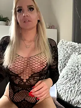 MIA-XXX online show from November 2, 8:29 am