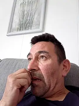 Cumsex81 online show from July 9, 9:39 pm