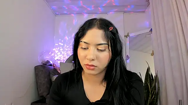 Snapshot of kirasofia chatting on September 28, 3:24 am kirasofia online show from September 28, 3:24 am