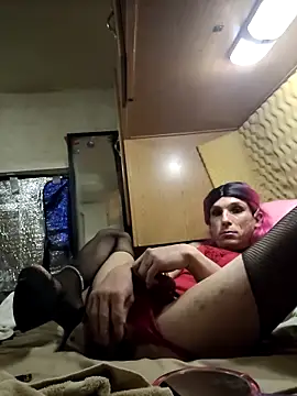 sissyvee online show from December 22, 11:35 am