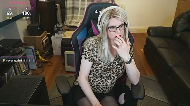 KelseyCobalt online show from February 14, 10:45 pm