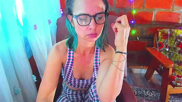 BrianaGarner online show from May 5, 5:38 pm