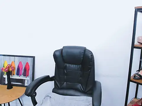 Snapshot of IsabelLovely chatting on September 19, 12:26 pm IsabelLovely online show from September 19, 12:26 pm