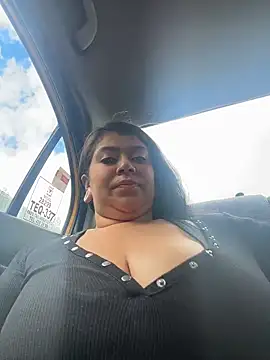 emilyjohanson online show from May 7, 2:43 pm