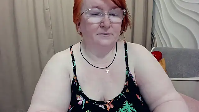 leiamillersonn online show from May 16, 8:08 pm