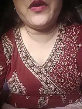 naughtymadam online show from June 26, 6:14 am