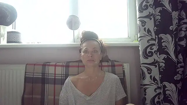 LindaStarS online show from May 13, 4:51 am