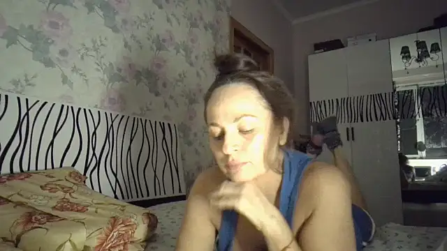 LindaStarS online show from February 7, 5:39 pm