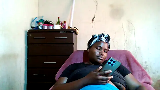 sexybigboobz online show from November 22, 11:35 am