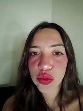 loveuu-bae online show from May 8, 3:54 am
