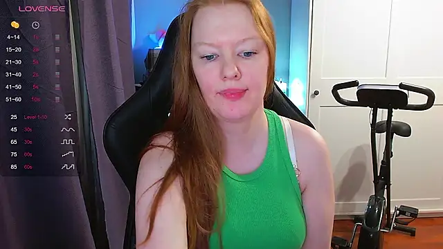 Lady Inari online show from February 27, 11:15 pm