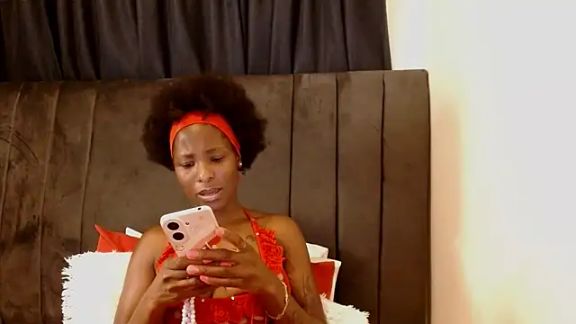 SoftRosee online show from October 4, 6:34 pm