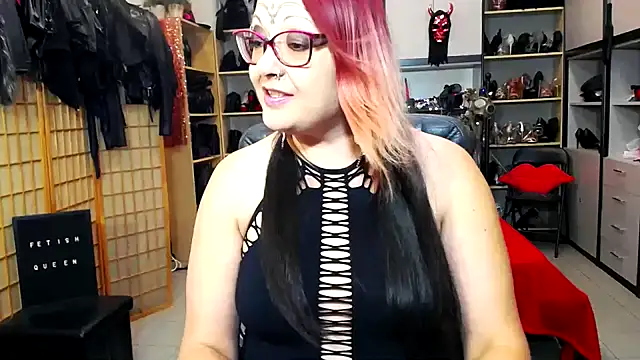 LindaDaemonX online show from October 16, 7:55 am