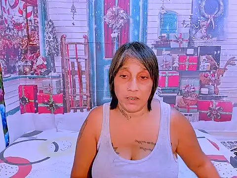 indianroxy online show from November 30, 4:44 pm