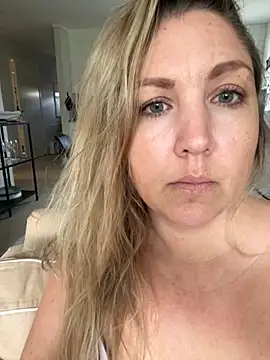 Anna Alexa online show from November 5, 10:09 am