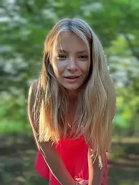 AnastasiaAniess online show from May 24, 5:45 pm
