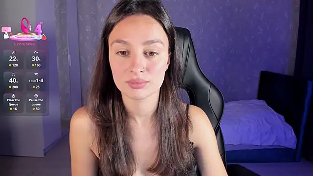 Snapshot of EllaFresh chatting on September 18, 11:36 pm EllaFresh online show from September 18, 11:36 pm