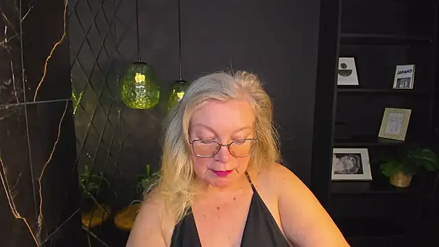 NataliMellow online show from October 21, 1:15 pm