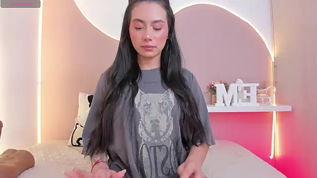 EllieMitchell online show from May 26, 5:56 pm