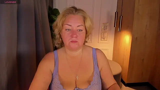 JenniferLight online show from September 28, 8:03 pm