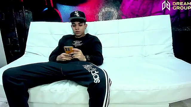 AmazingPartys online show from February 17, 8:19 pm