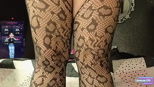 dulce lf online show from October 29, 5:45 am