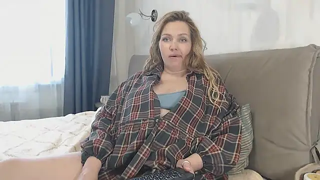 xxkristinaxx online show from May 25, 7:51 am