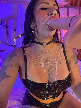 VVVanessa pvbh online show from April 4, 1:15 am