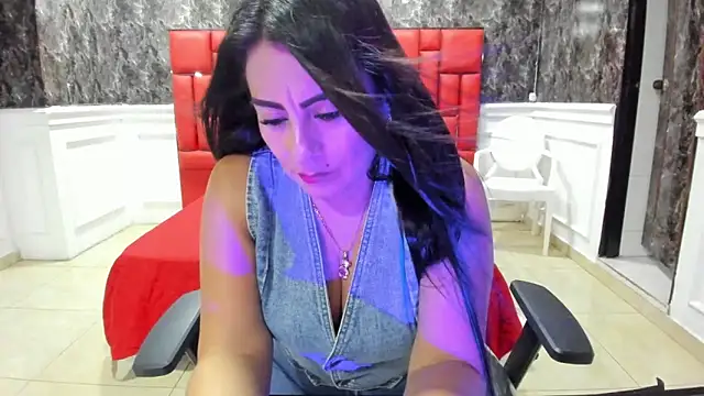 Imyourdirtymilf online show from October 23, 7:31 pm