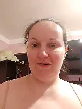 BustyLadyAlma online show from April 30, 8:30 am