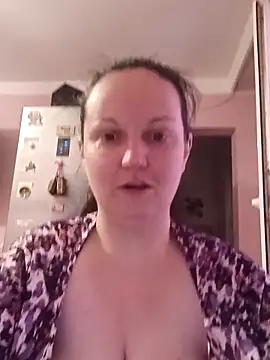 BustyLadyAlma online show from February 24, 6:45 am