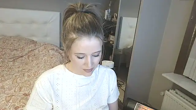 Neonstar online show from March 13, 9:49 pm