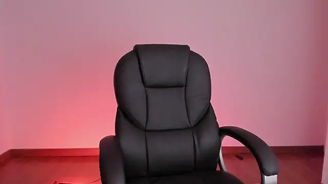 HazelKush online show from October 17, 10:24 pm