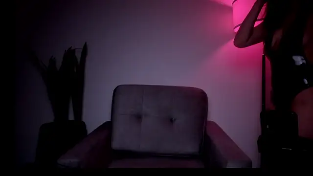 HazelKush online show from May 15, 10:23 pm