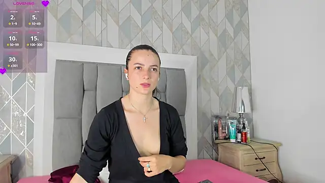 Princsgirl  online show from February 27, 7:35 pm