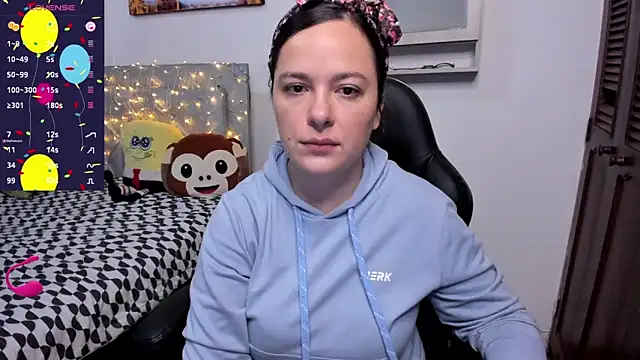 angelaagomez online show from October 12, 6:21 pm