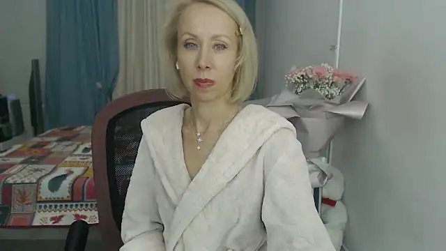 LuxuryNika online show from October 1, 6:24 pm