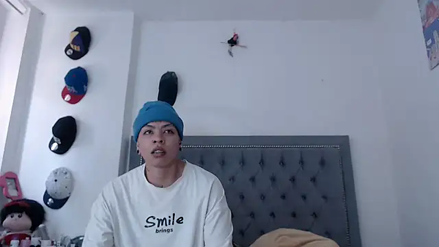 dulce maria x online show from October 22, 4:23 pm