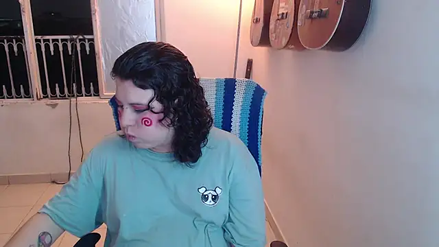 Smoke trip Alicia online show from October 23, 4:40 am