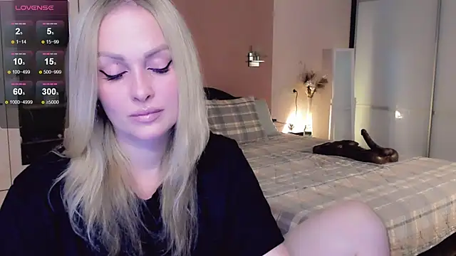 Libby Nora online show from November 7, 10:43 am