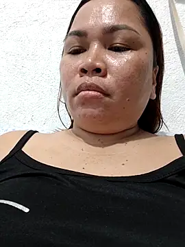 XXLorie 02 online show from February 8, 1:48 pm